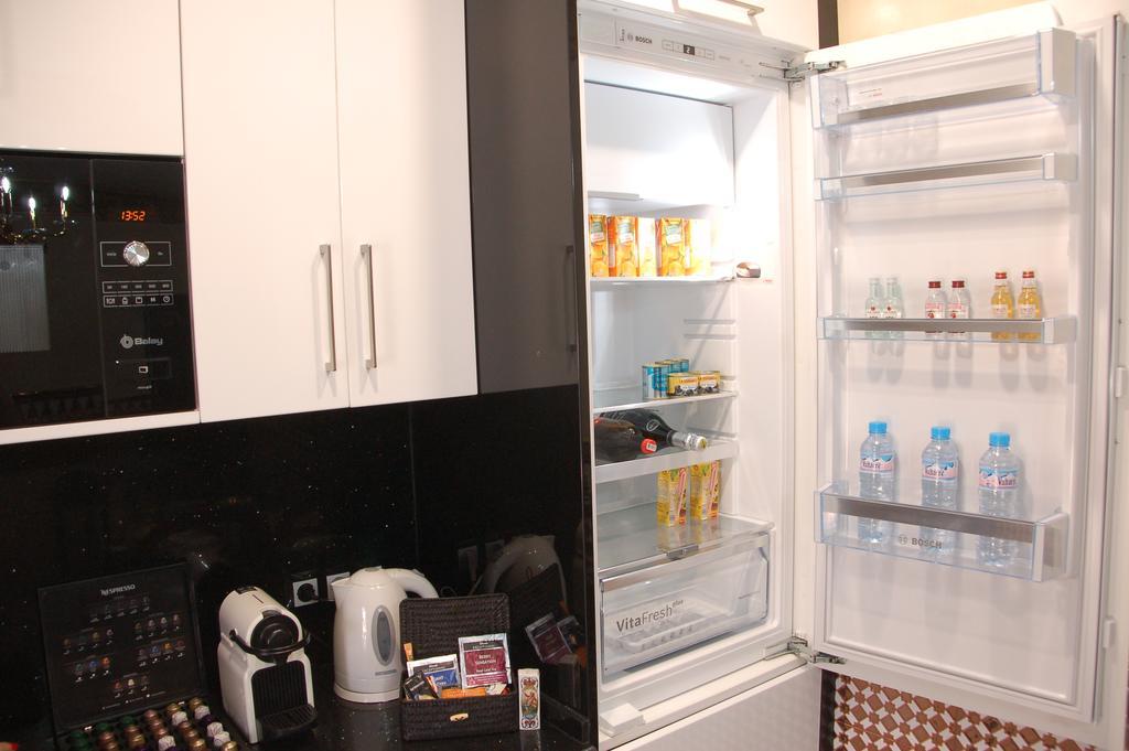 Luxury Apartment Plus Ultra Севиля Екстериор снимка